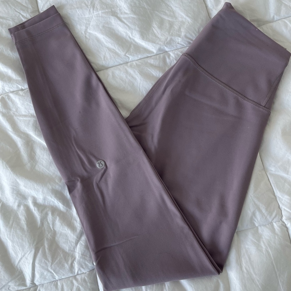 Lululemon Wunder Train Leggins 28” size 6